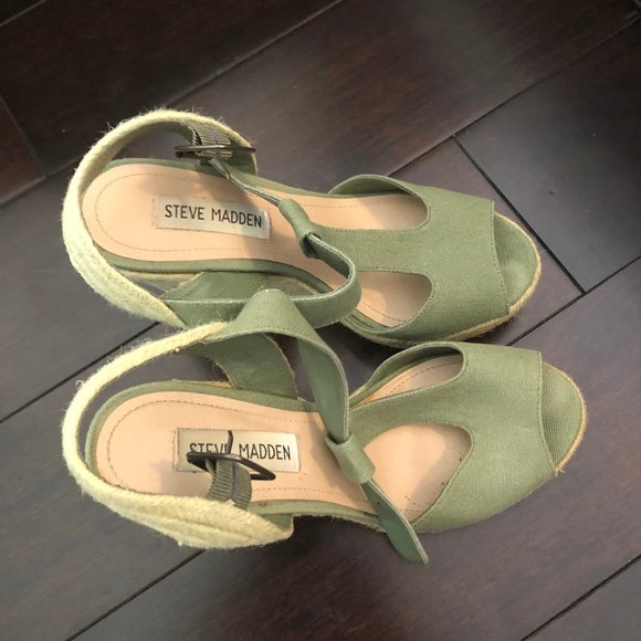 Olive Green Steve Madden Espadrille Wedges - Picture 1 of 2
